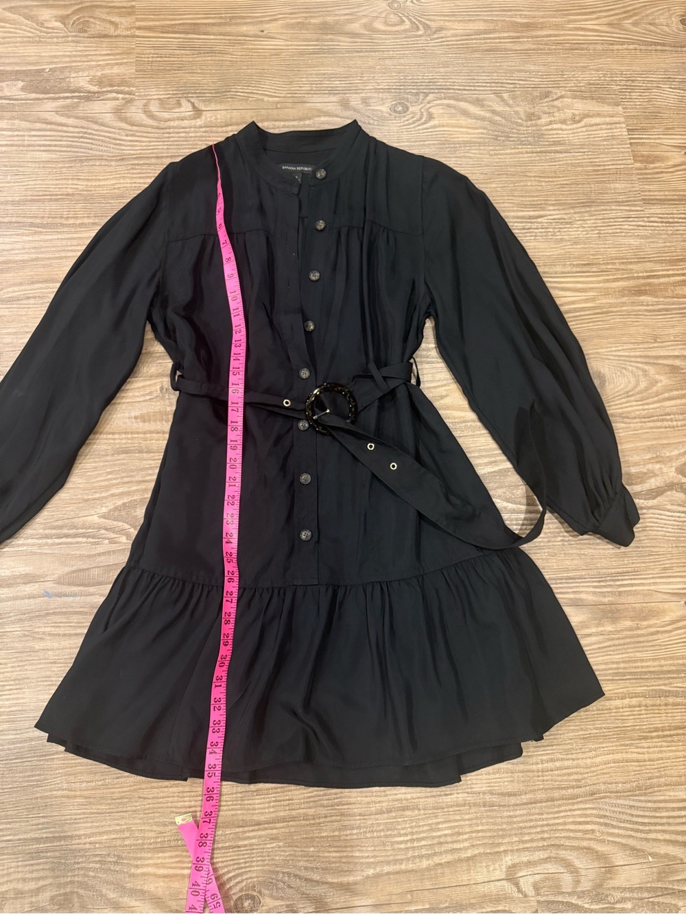 EUC Banana Republic Billow sleeved belted dress. Black Size S ~$160 worn once! - Picture 4 of 7